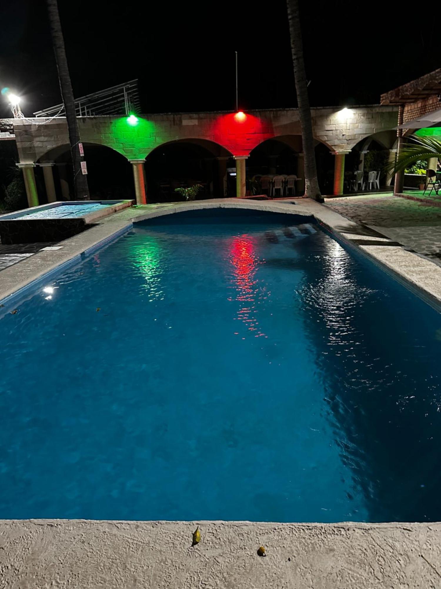 Chichicaxtle Ranchito Camping מראה חיצוני תמונה
